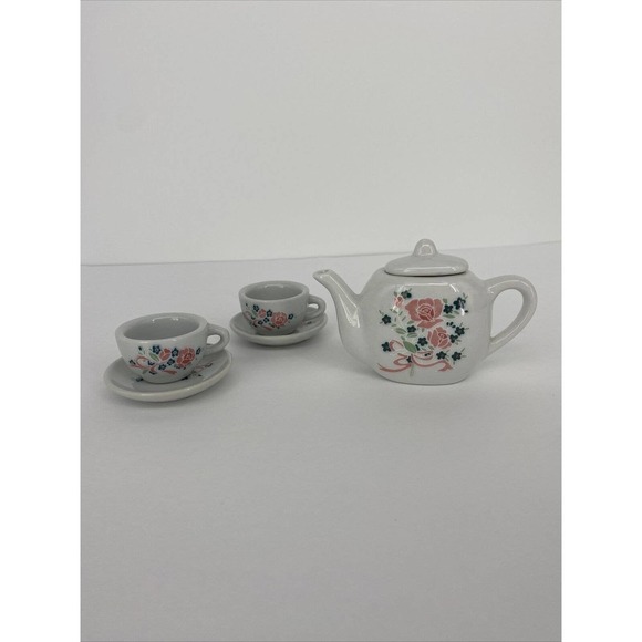 Vintage Child’s China Tea Set Battat Floral 5 PCs Great for 18 Inch Dolls - Picture 2 of 10